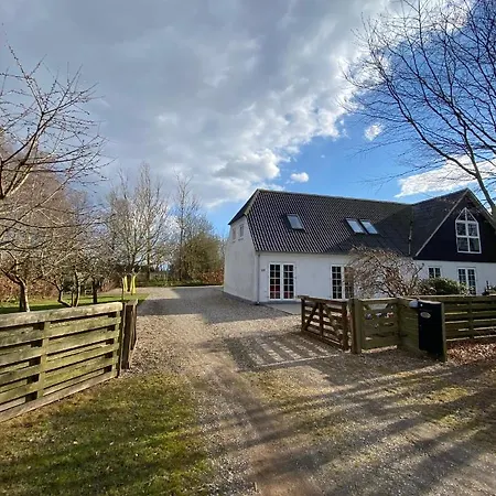 Lykkehus Bed & Breakfast *